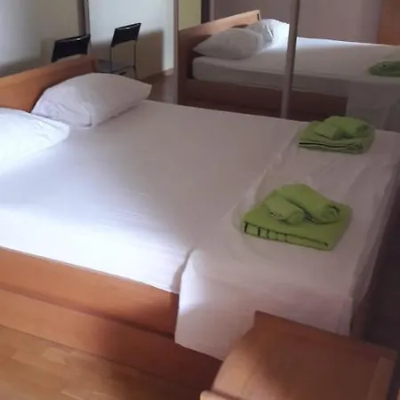 Moderna Apartment